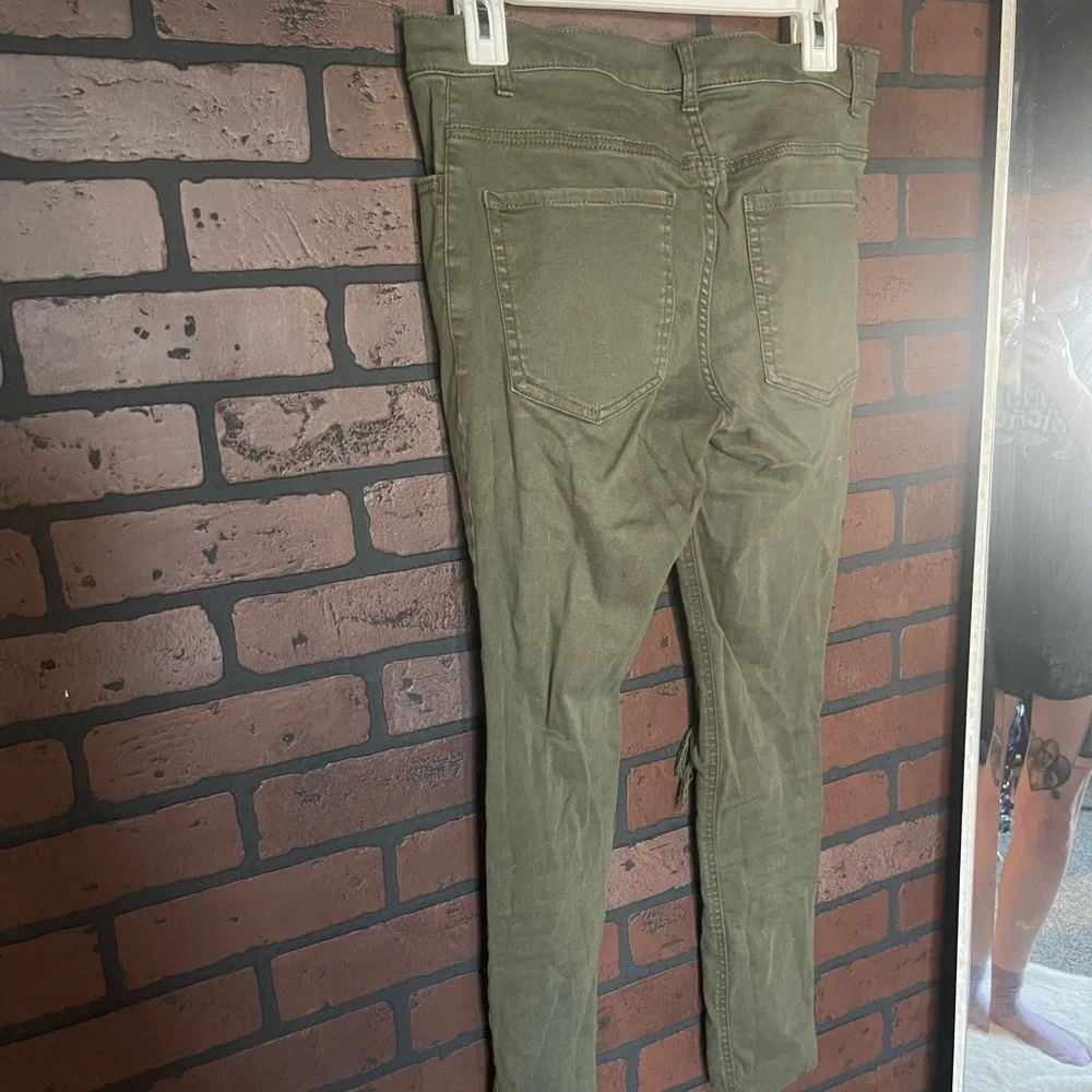 Express Green Skinny Jeans - Ripped - Picture 7 of 7